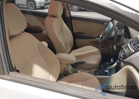 2013 Hyundai Accent Gls z USA, uszkodzony, nr VIN KMHCU4AE7DU462598